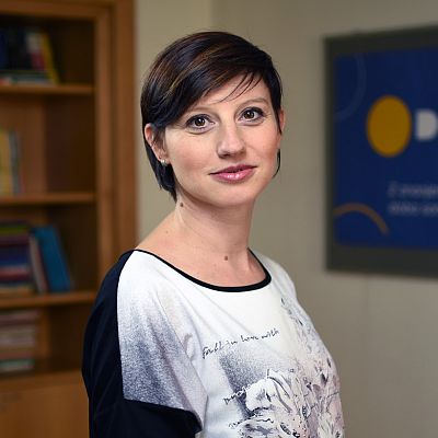 prof. dr.  Anita Maček